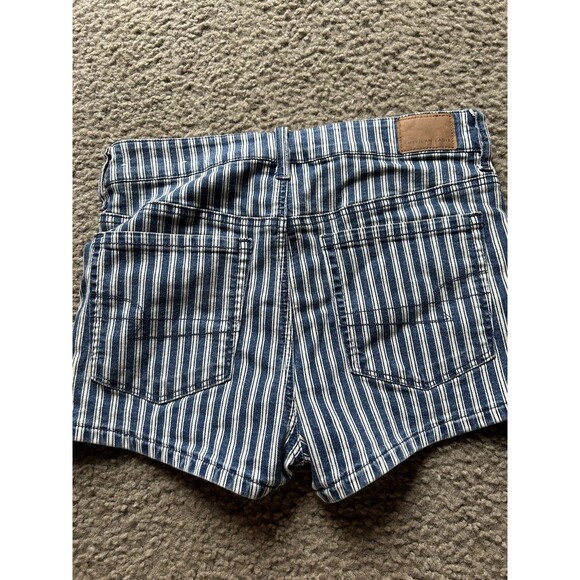 American Eagle Outfitters Shorts Women Navy Pinstripe Stretch Pockets Flat Front - Picture 2 of 4